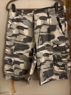 OP Men's Cargo Shorts in Gray Camo